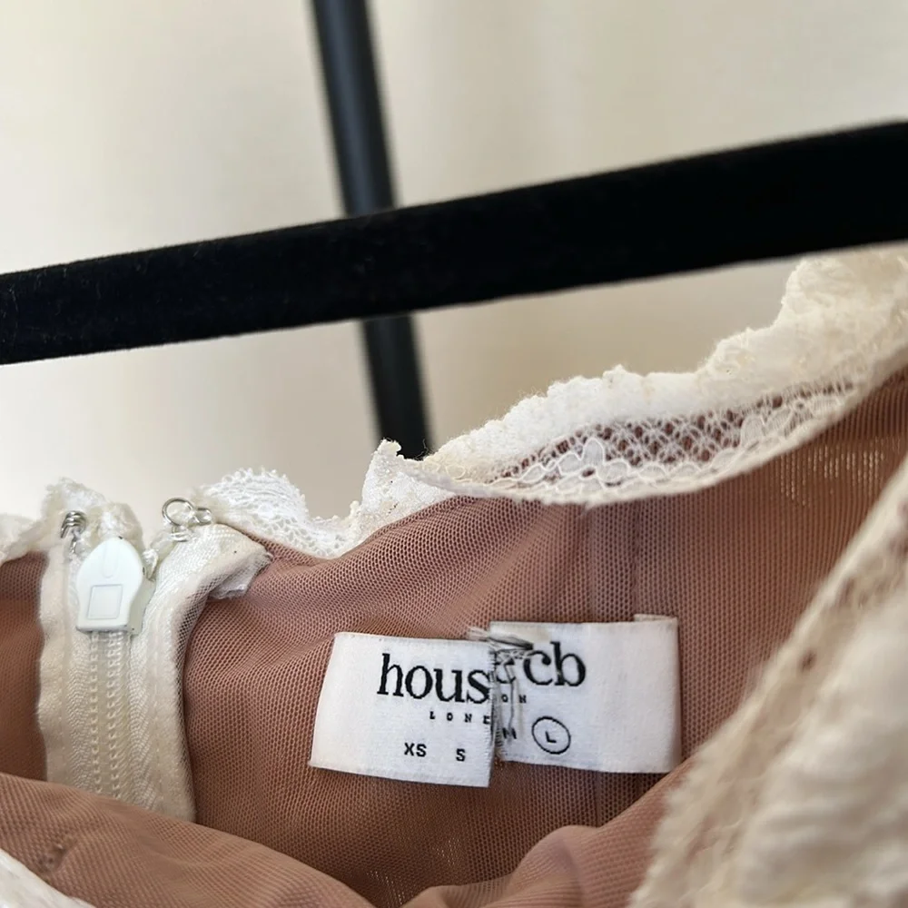 House of CB Sadie Vintage Cream Floral Lace Off Shoulder Mini Dress NWOT‎ size L - Picture 14 of 16